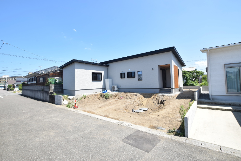 キッチンから家族を見守る家