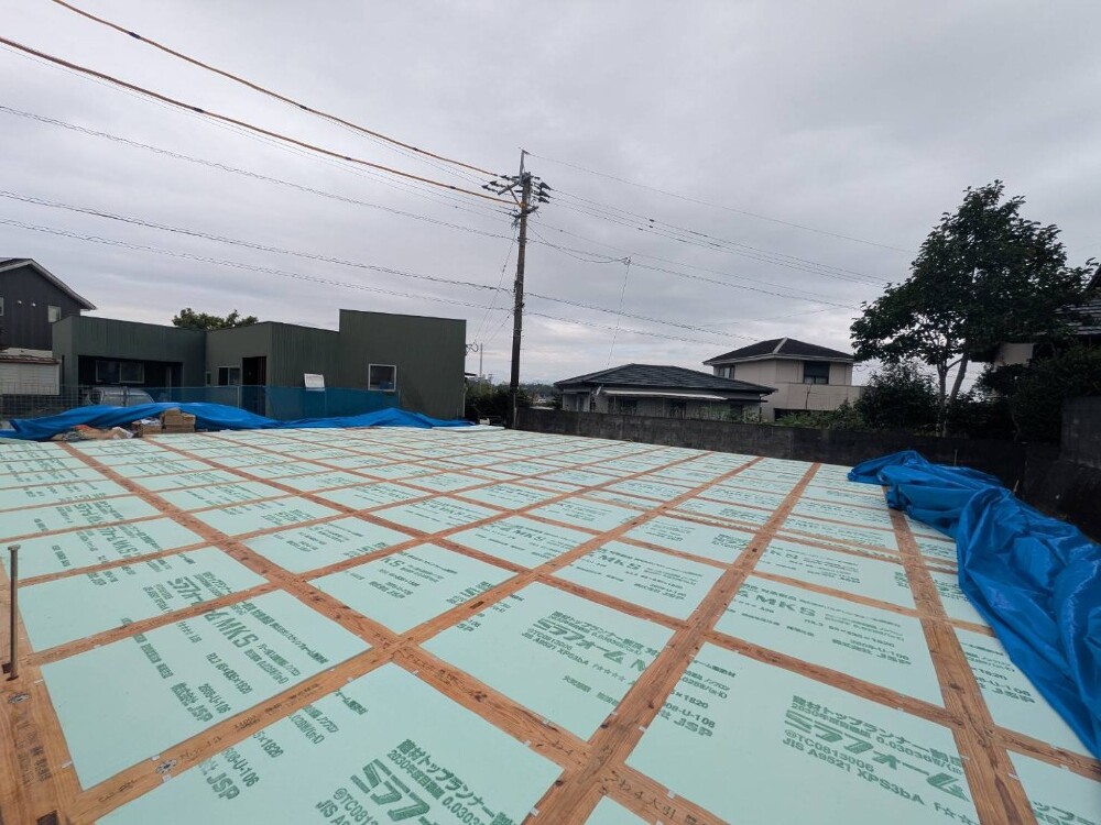 FT様邸　床下断熱材