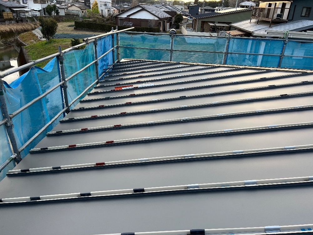 木脇モデルハウスNo.17　屋根板金工事