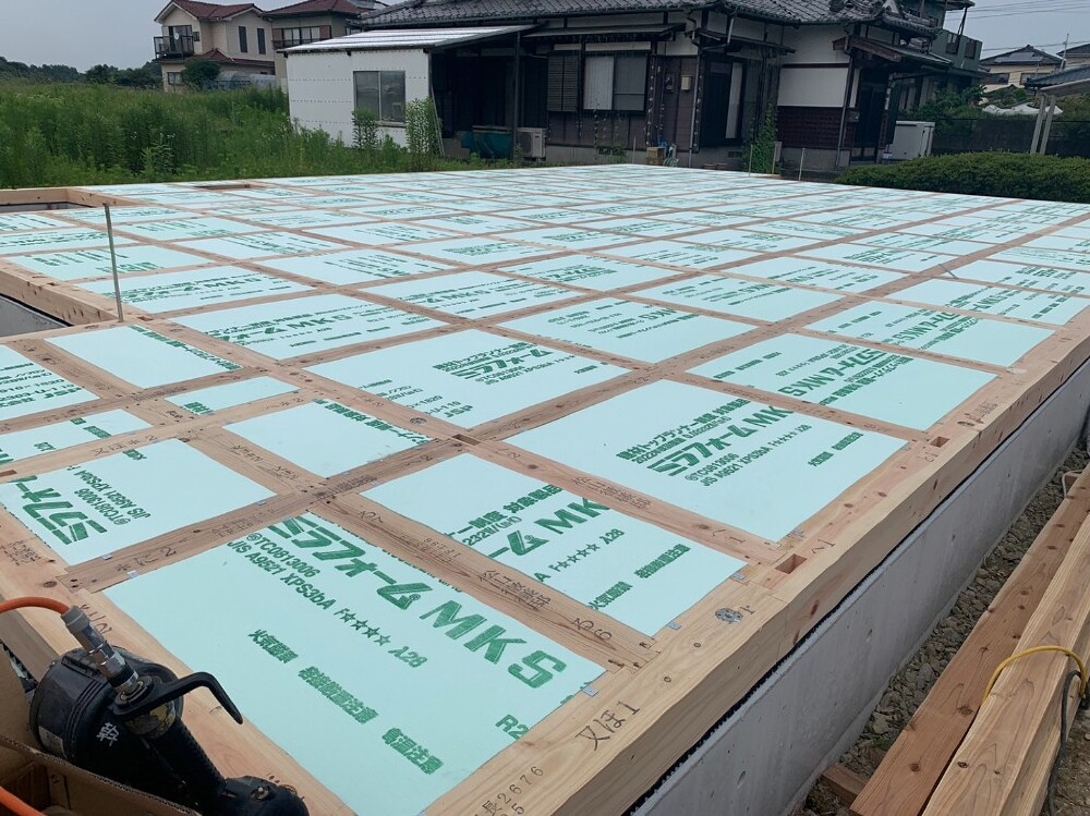 MT様邸　床下断熱材