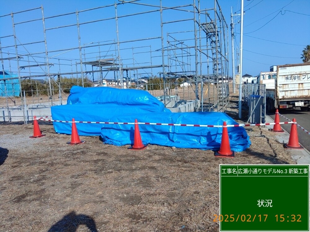 広瀬小モデルハウスNo.3　足場工事