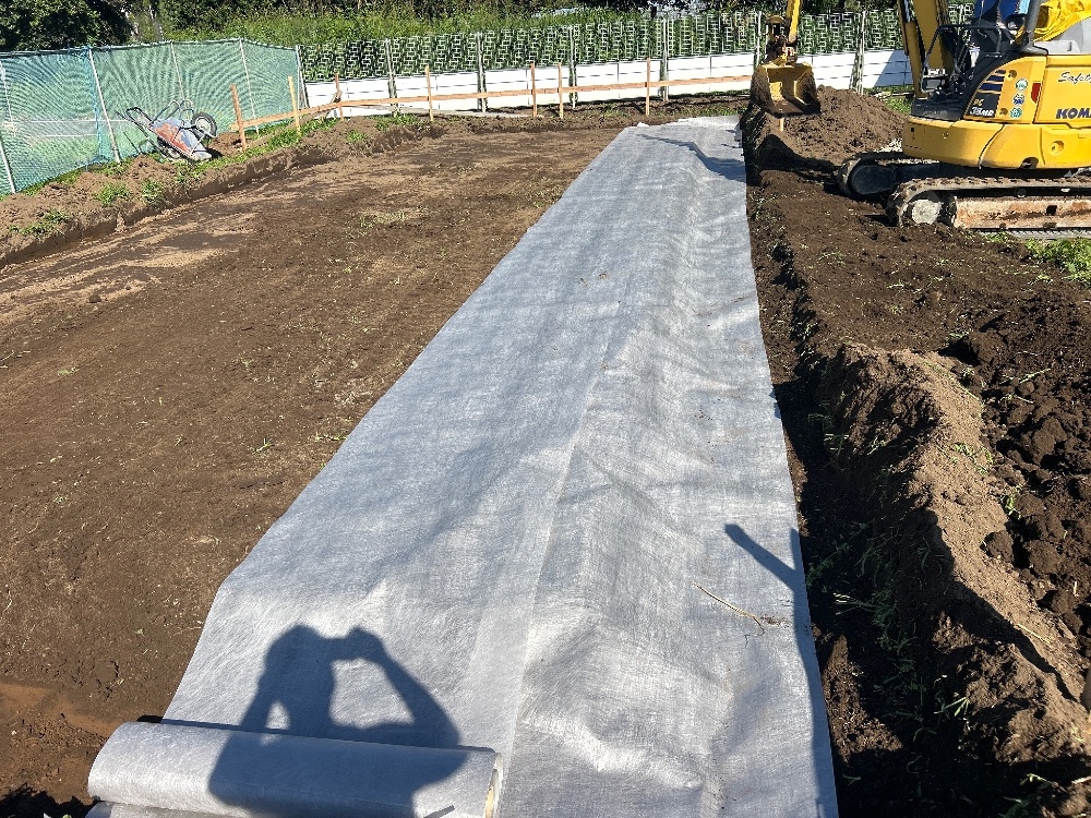 TS様邸　テクトンシート敷込・転圧