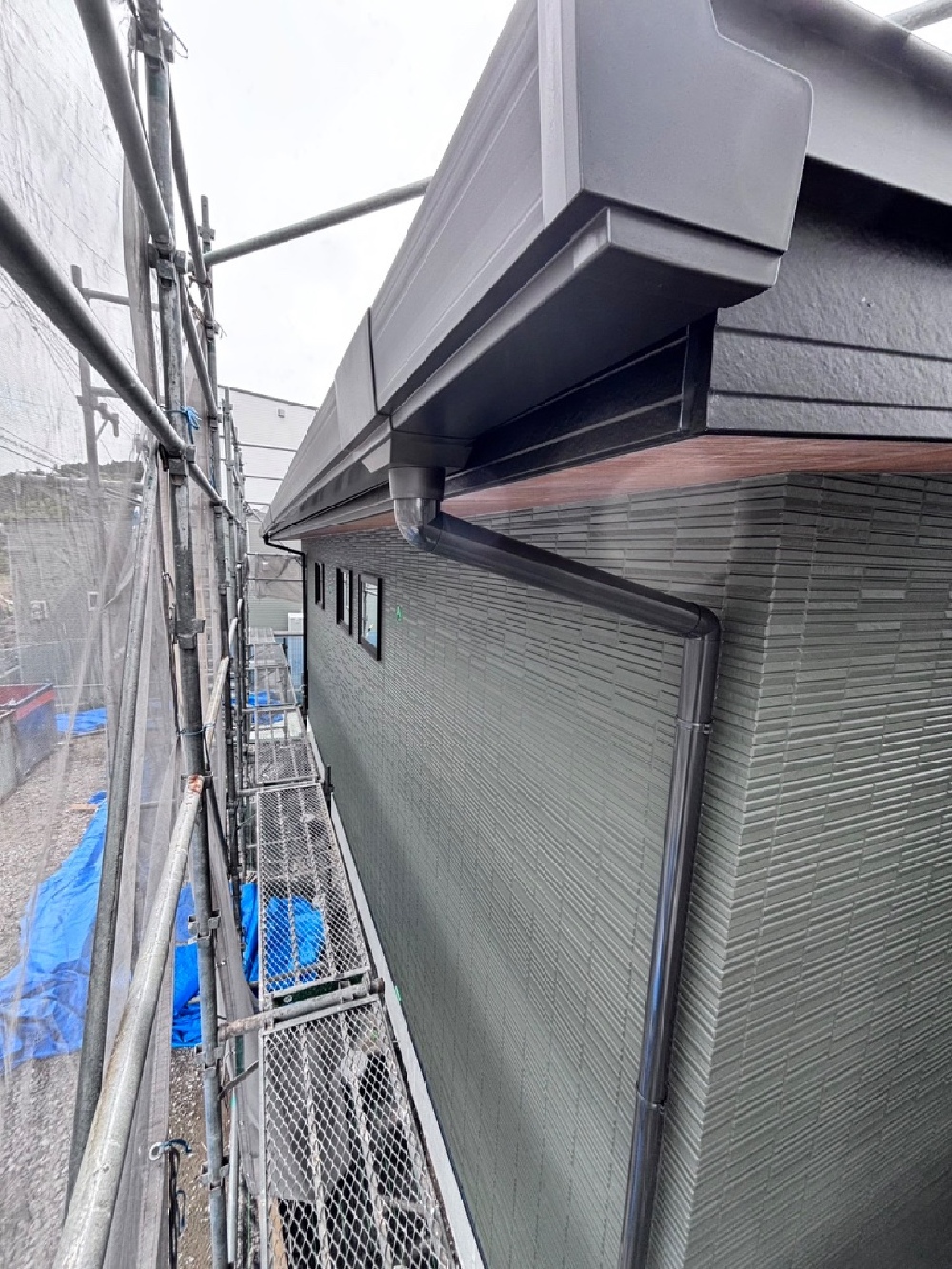 木脇モデルハウスNo.18　屋根板金工事