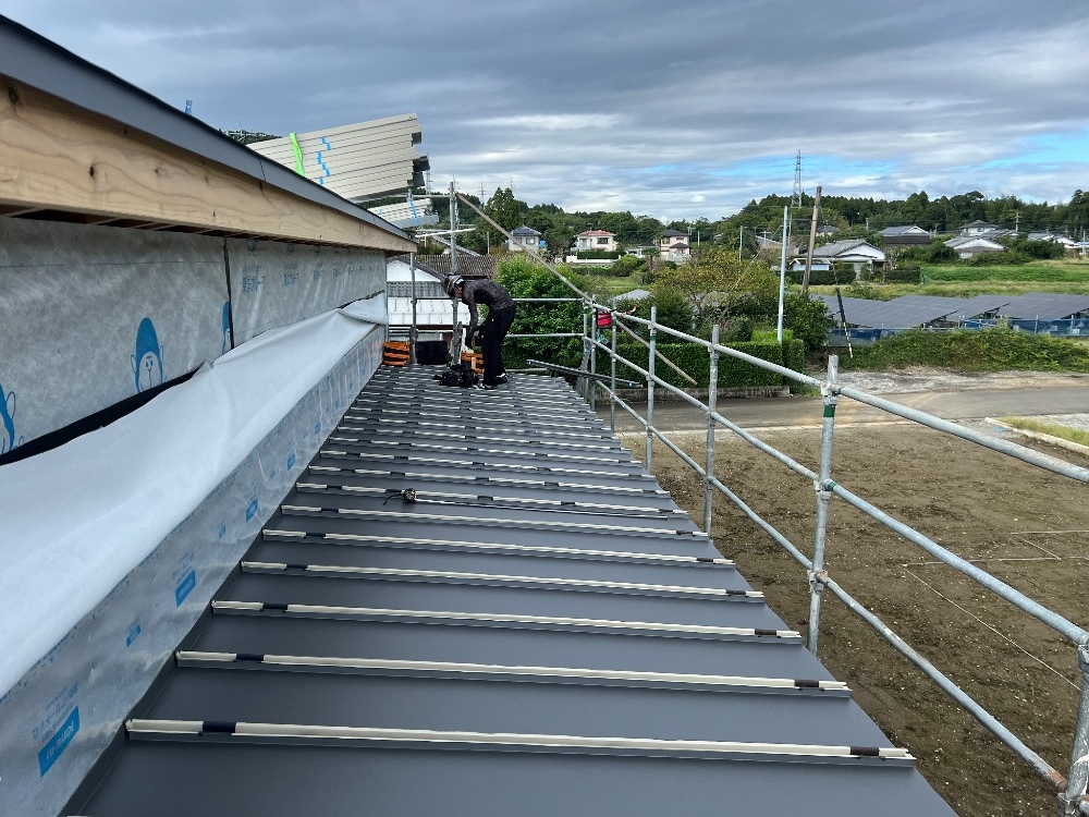 AY様邸　板金工事