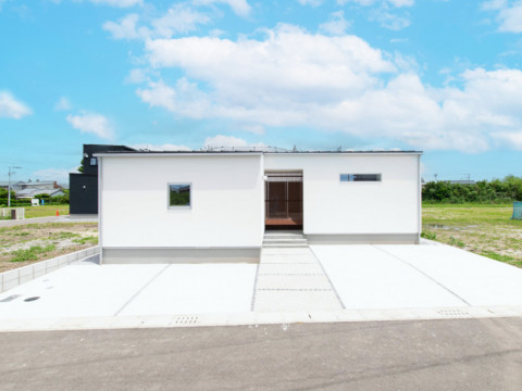 広小3外観